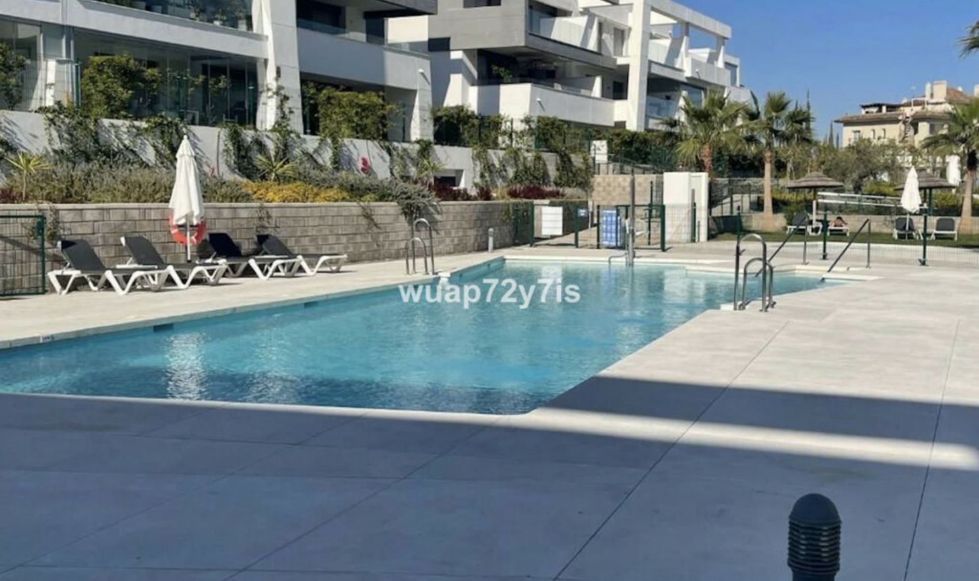 Resale - Apartment -
Estepona