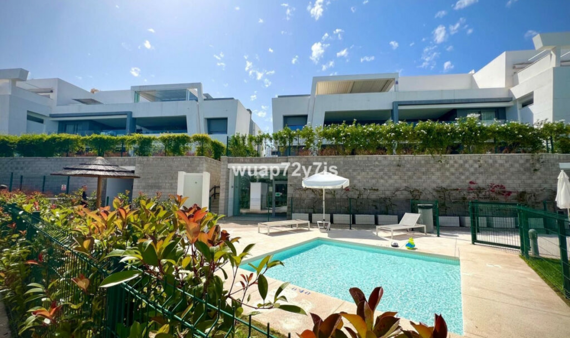 Resale - Apartment -
Estepona