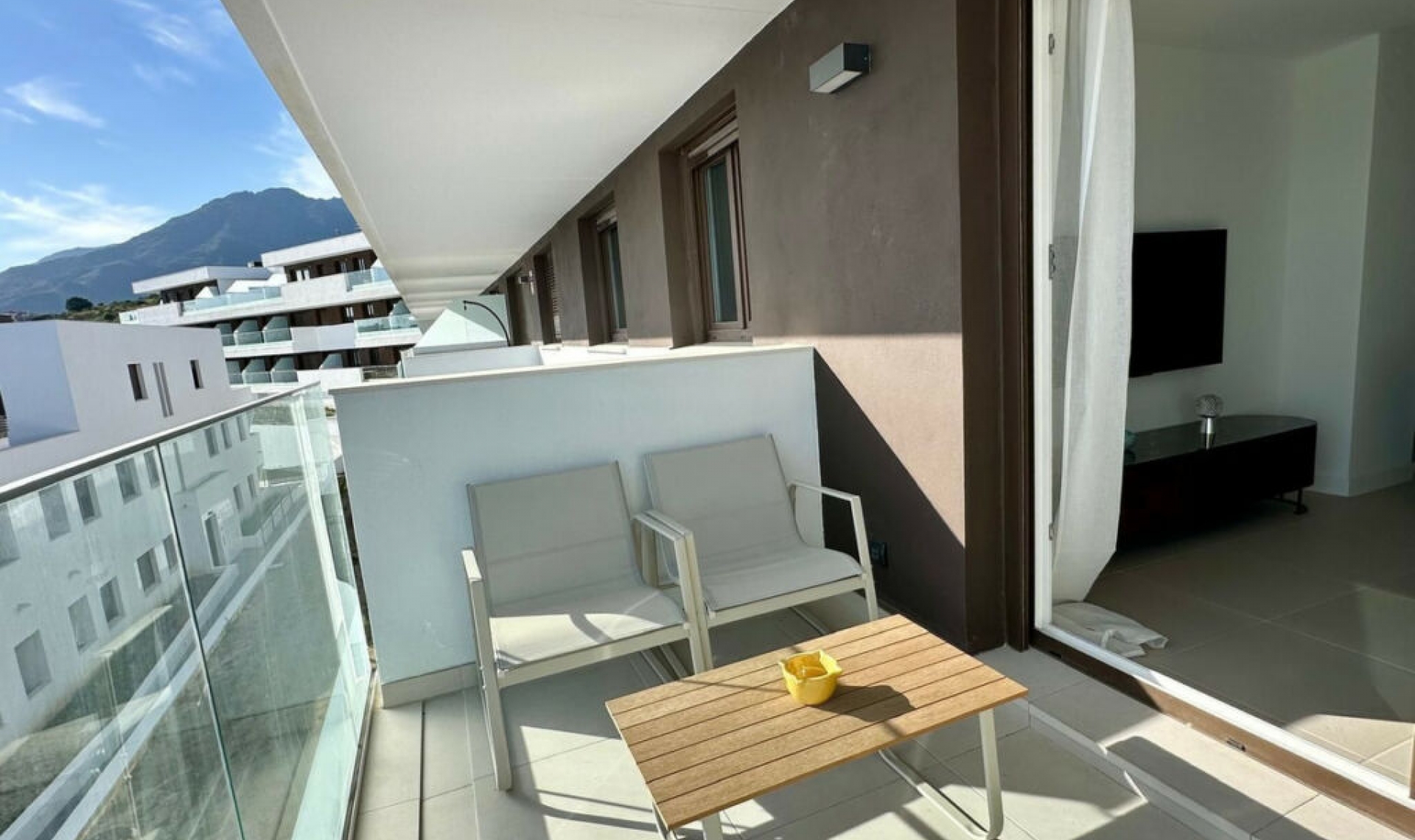 Resale - Apartment -
Estepona