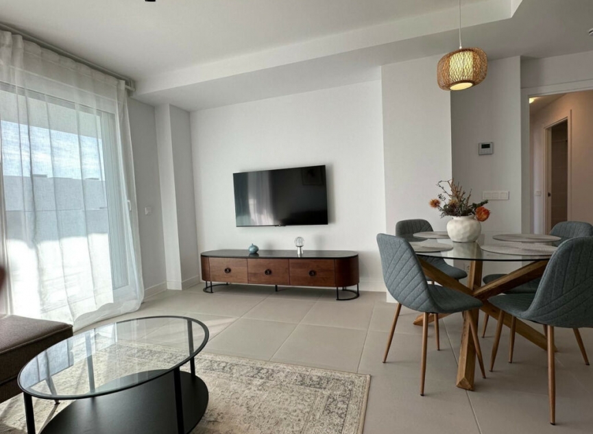 Resale - Apartment -
Estepona