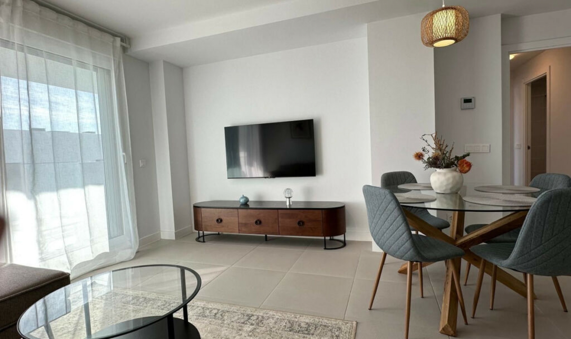 Resale - Apartment -
Estepona