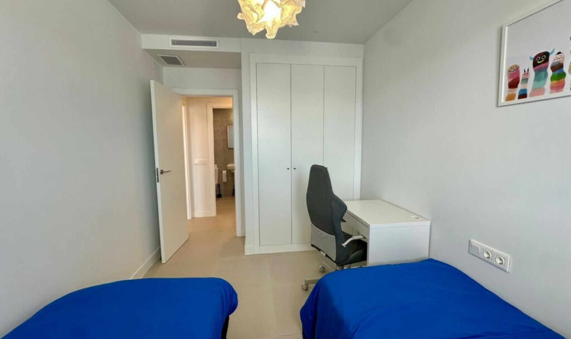 Resale - Apartment -
Estepona