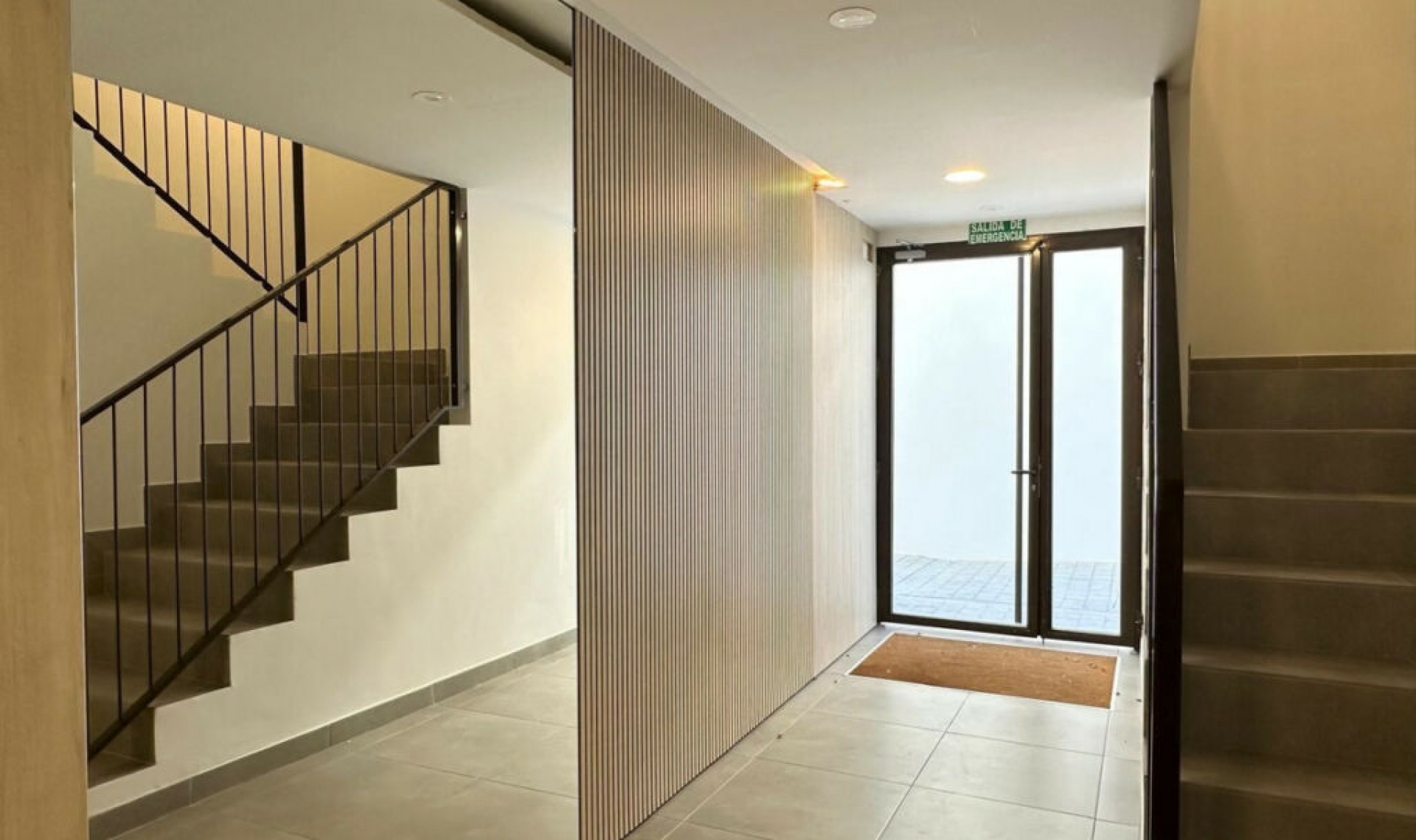 Resale - Apartment -
Estepona