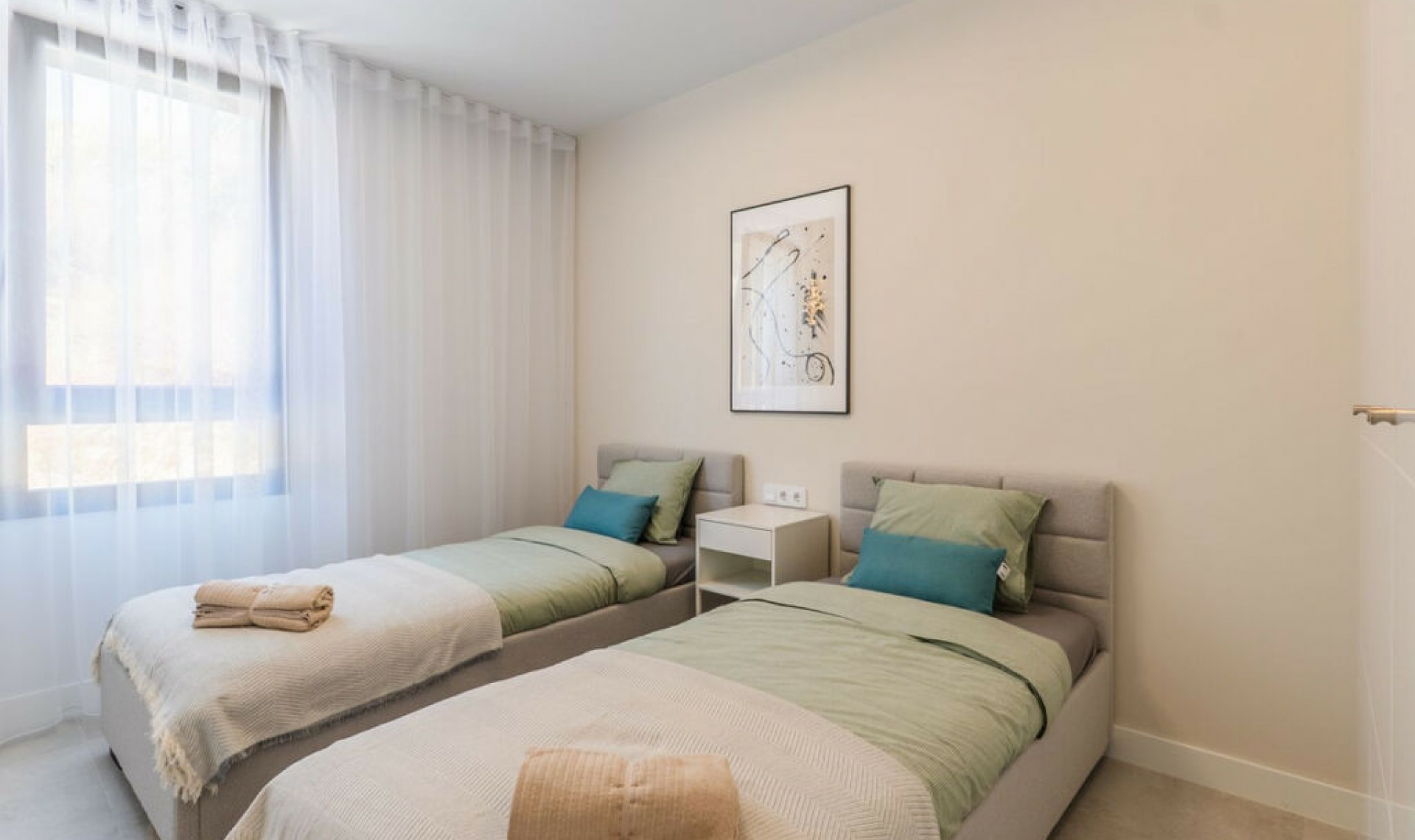 Resale - Apartment -
Estepona