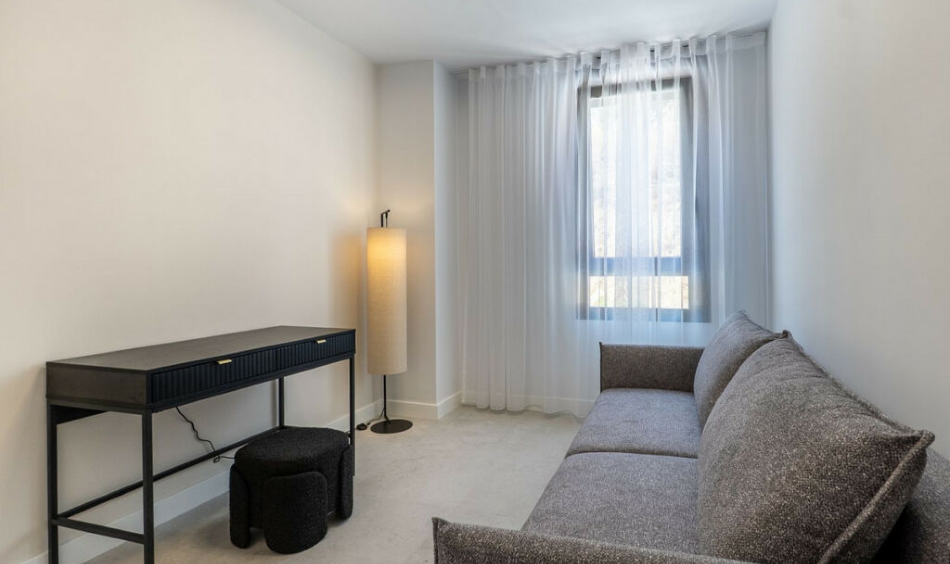 Resale - Apartment -
Estepona