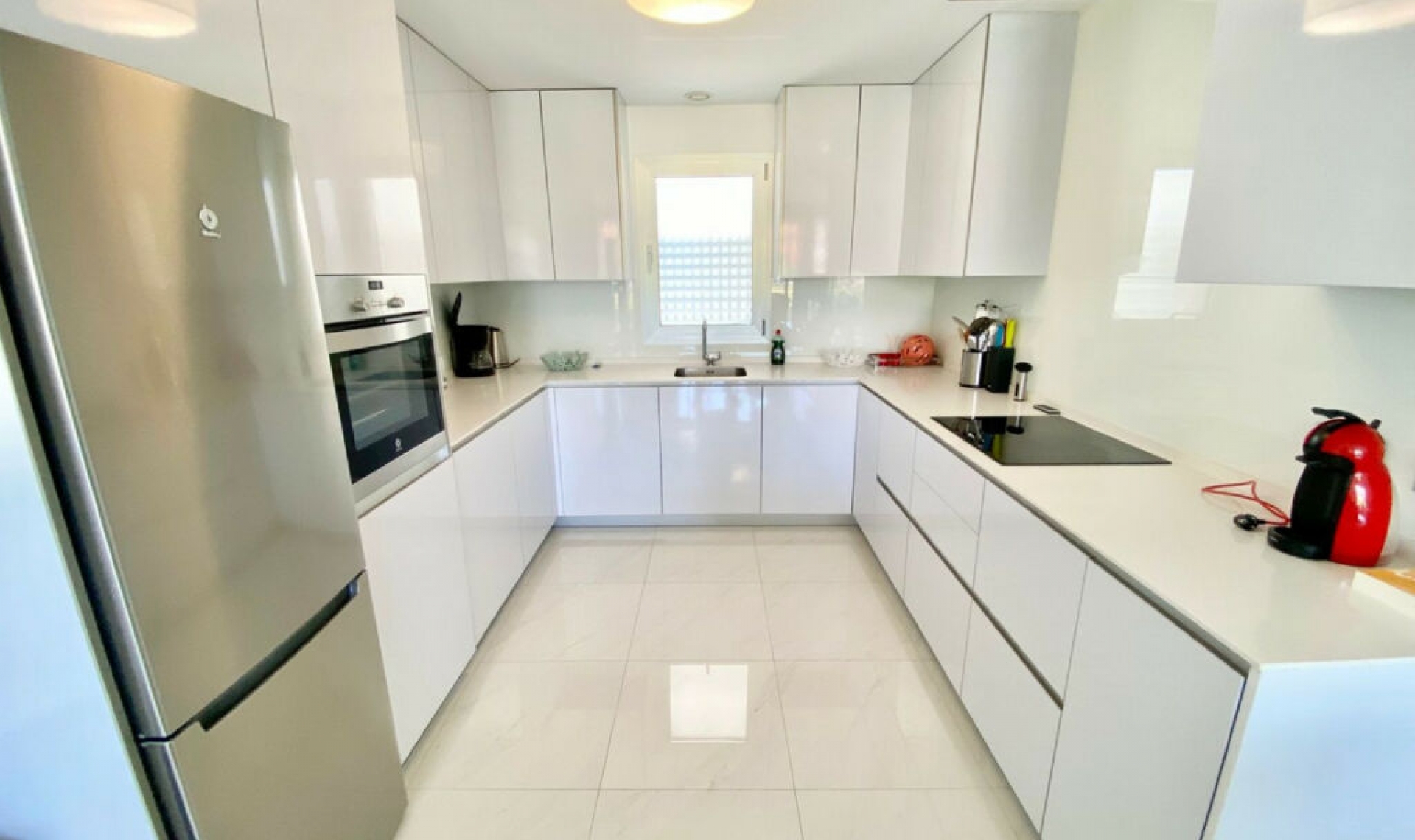 Resale - Apartment -
Estepona