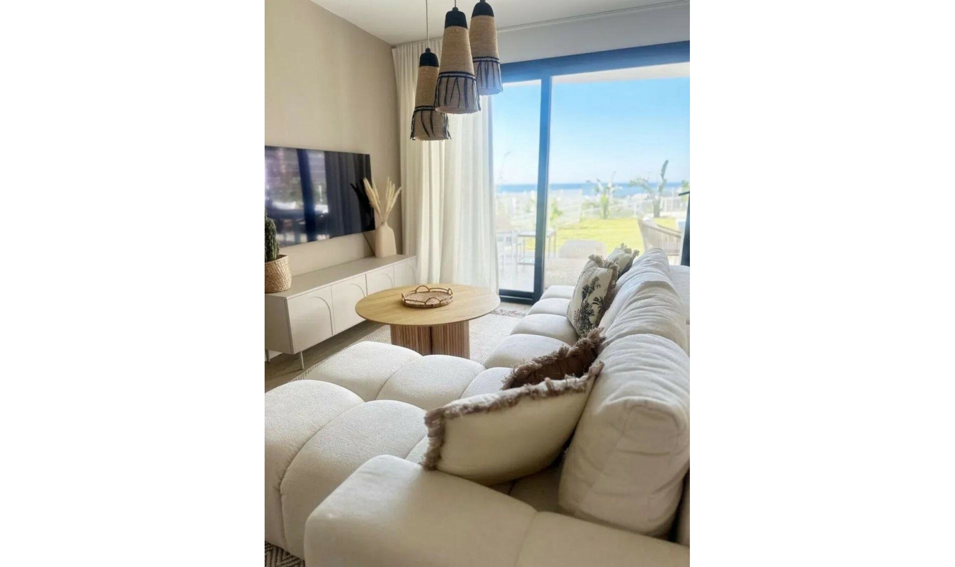 Resale - Apartment -
Estepona