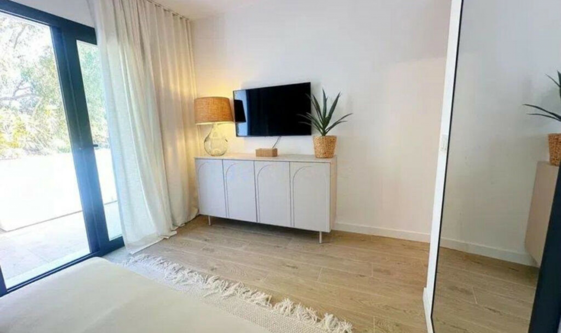 Resale - Apartment -
Estepona
