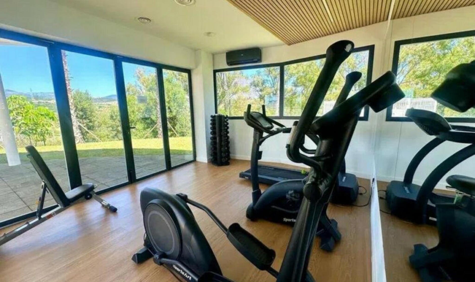 Resale - Apartment -
Estepona