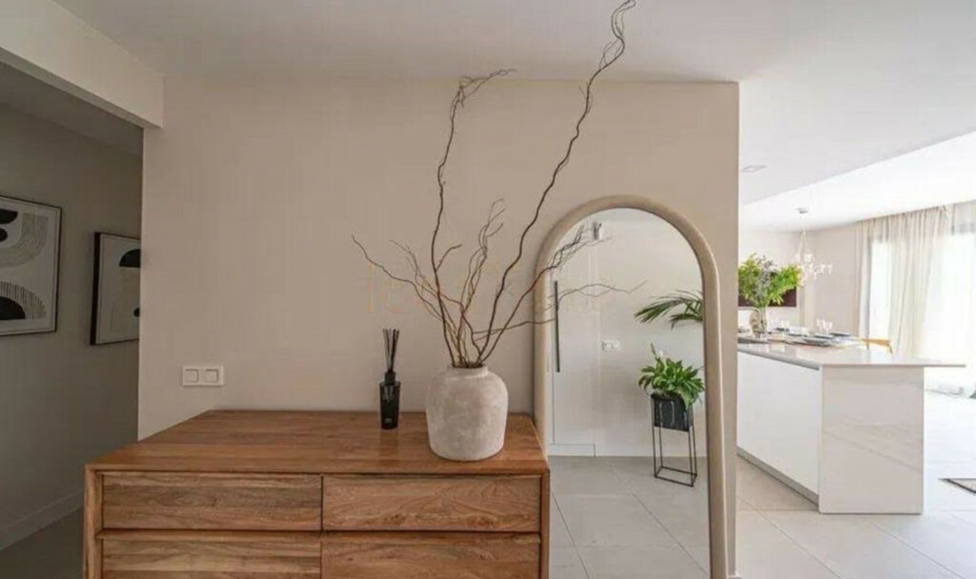 Resale - Apartment -
Estepona