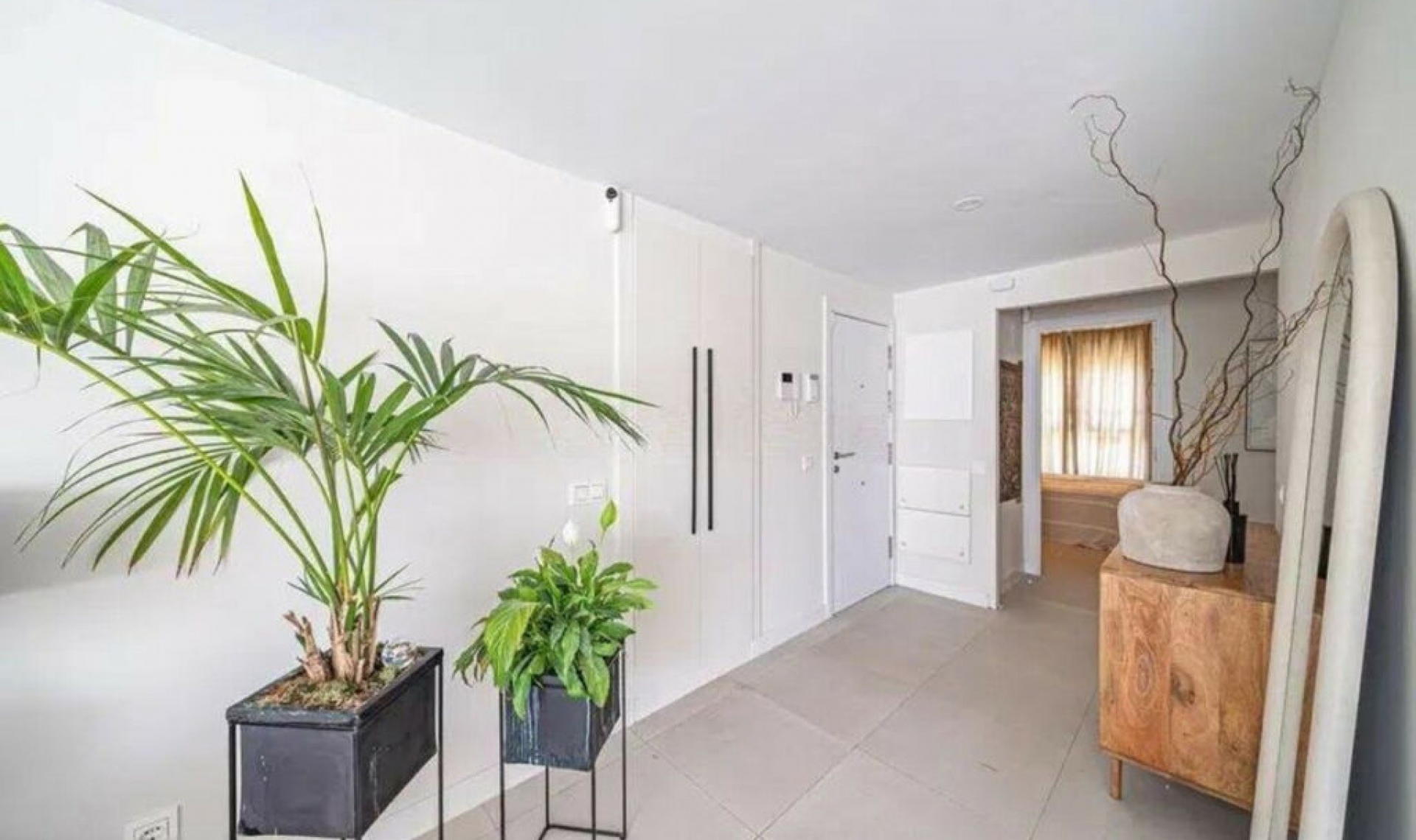 Resale - Apartment -
Estepona