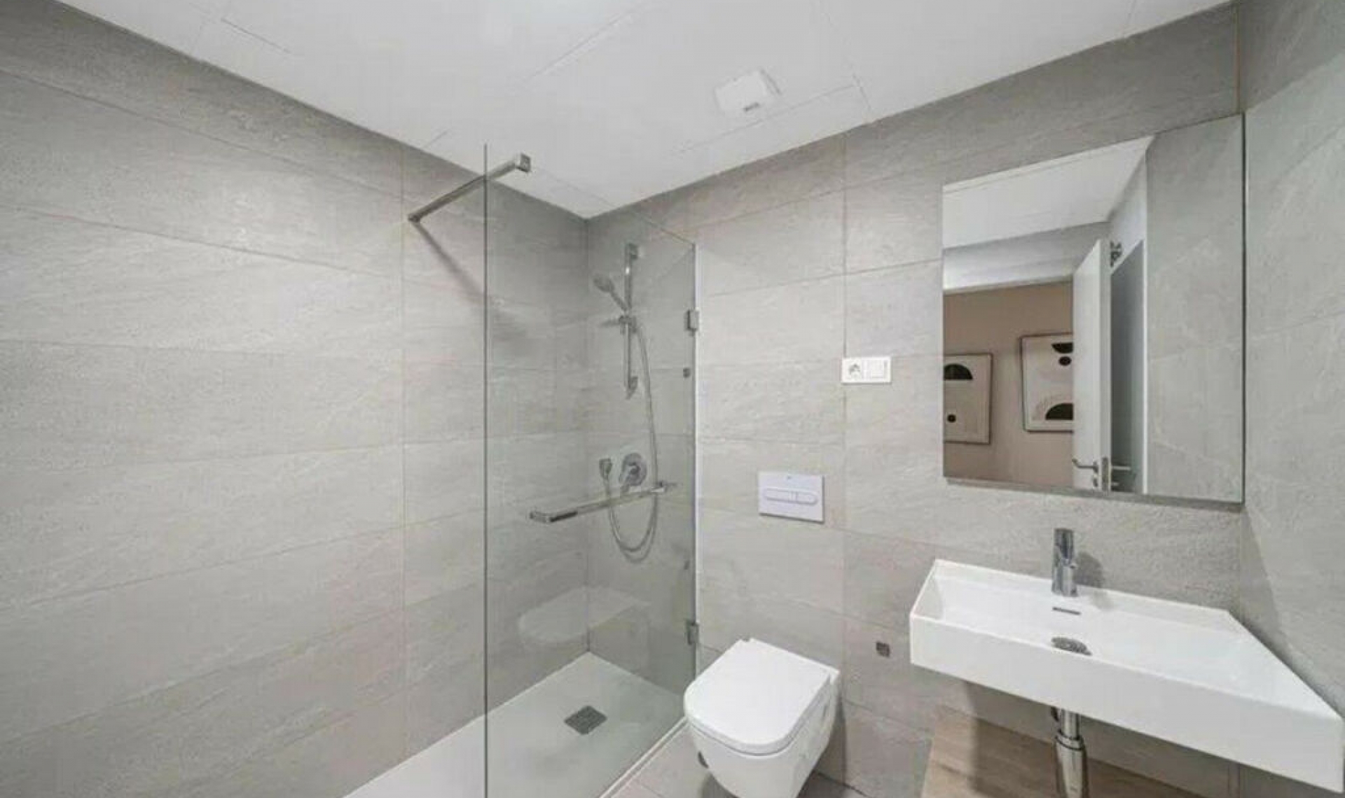 Resale - Apartment -
Estepona