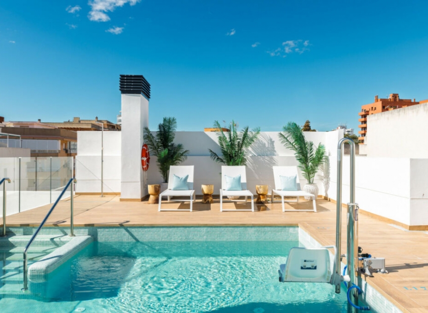Resale - Apartment -
Estepona