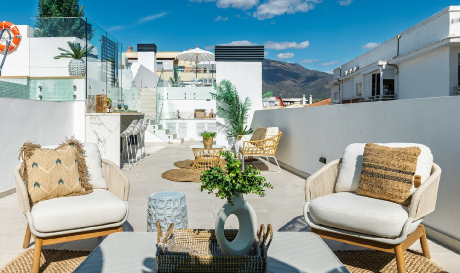 Resale - Apartment -
Estepona