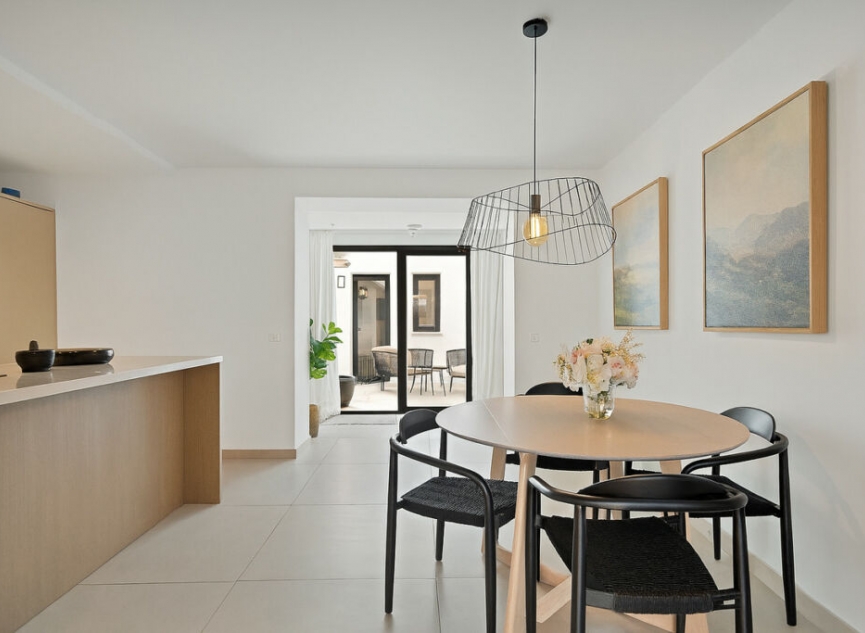 Resale - Apartment -
Estepona
