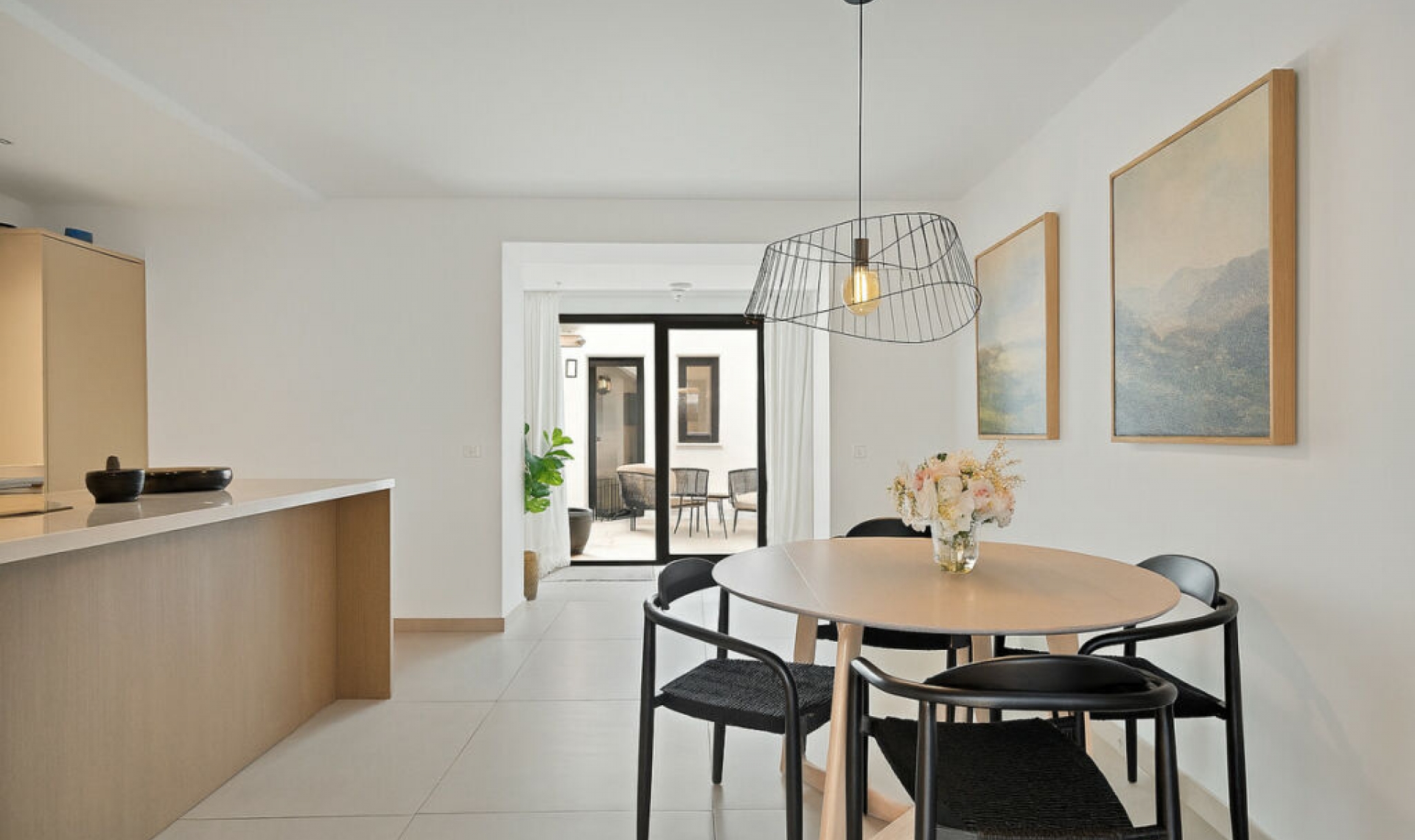 Resale - Apartment -
Estepona