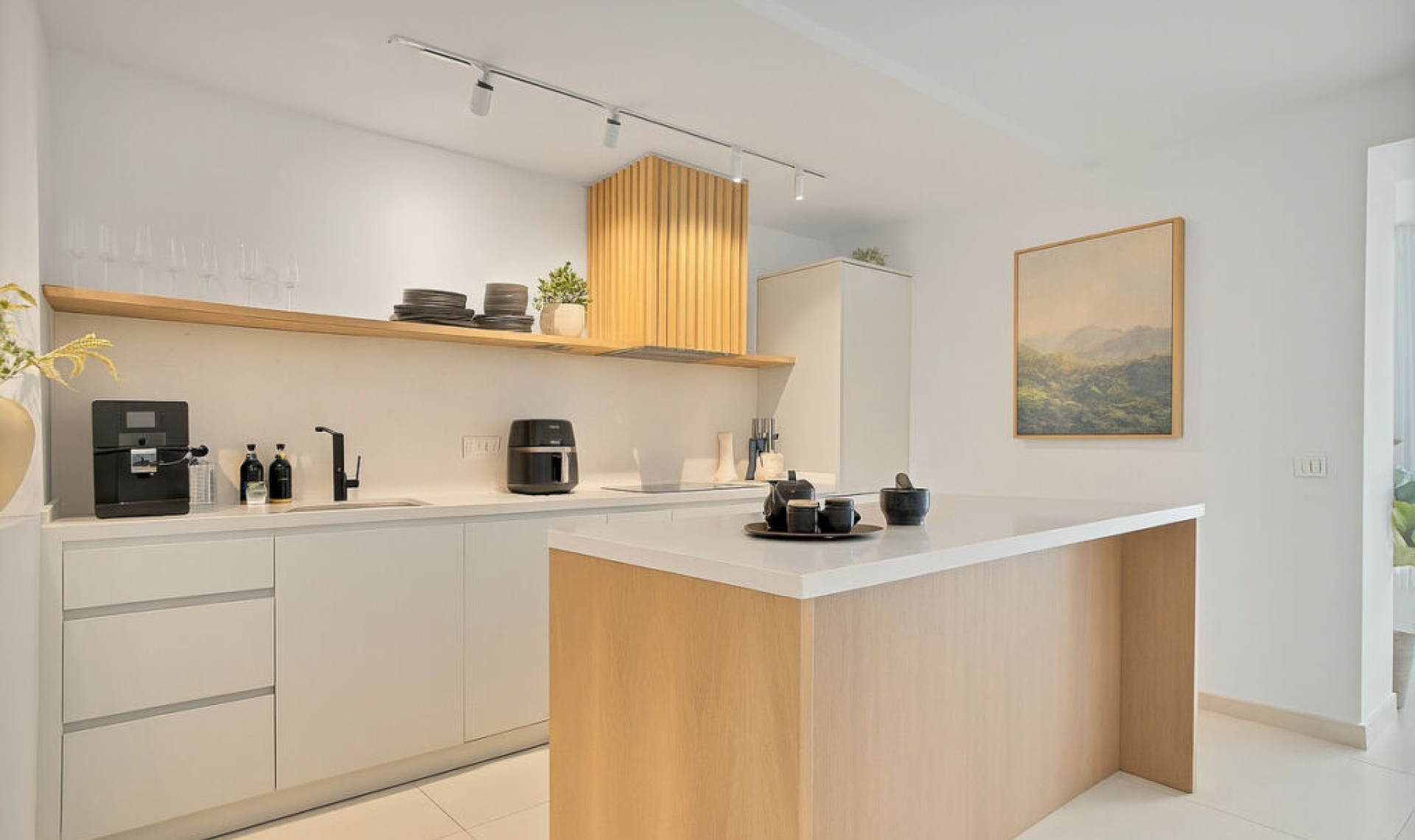 Resale - Apartment -
Estepona