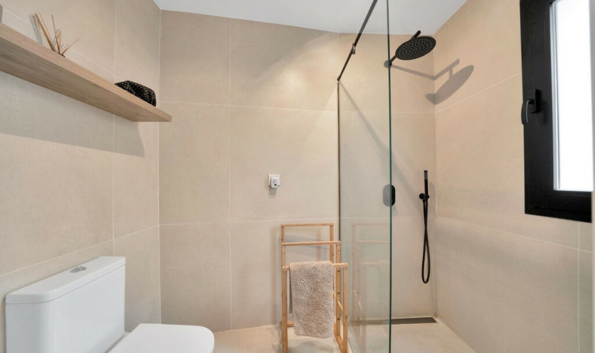 Resale - Apartment -
Estepona