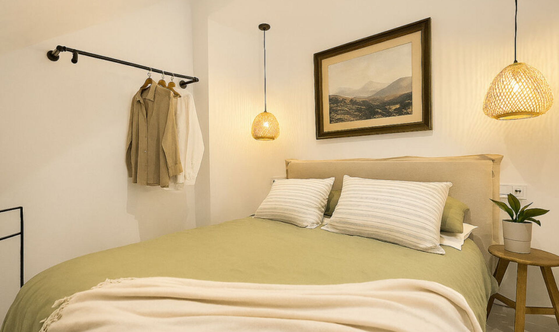 Resale - Apartment -
Estepona