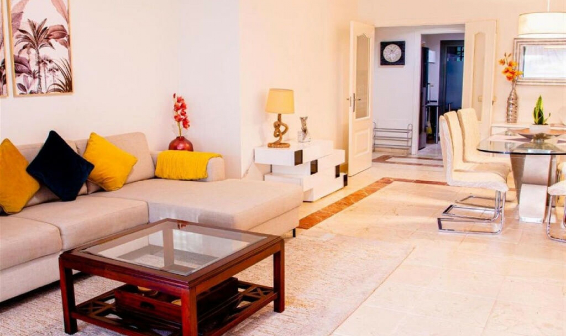 Resale - Apartment -
Estepona