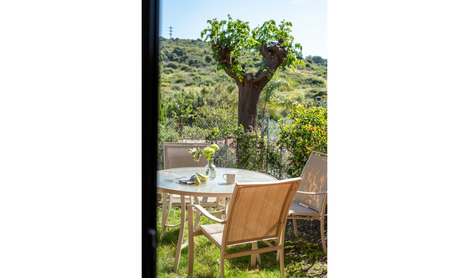 Resale - Apartment -
Estepona
