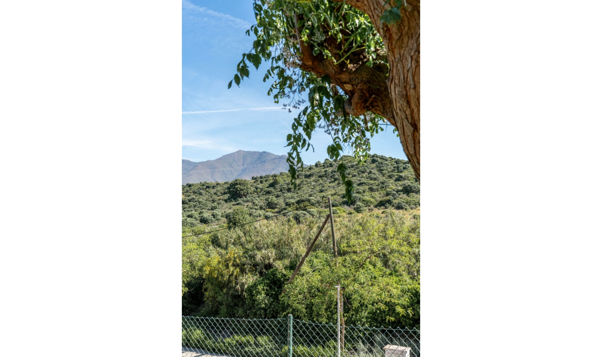 Resale - Apartment -
Estepona