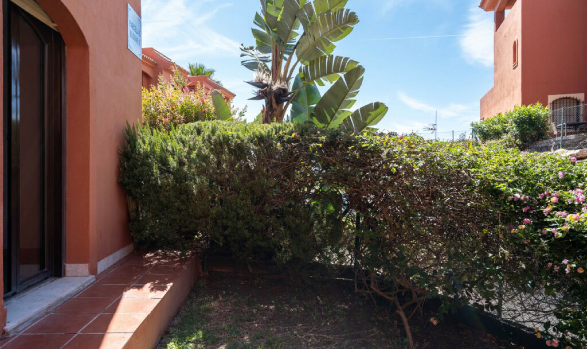 Resale - Apartment -
Estepona