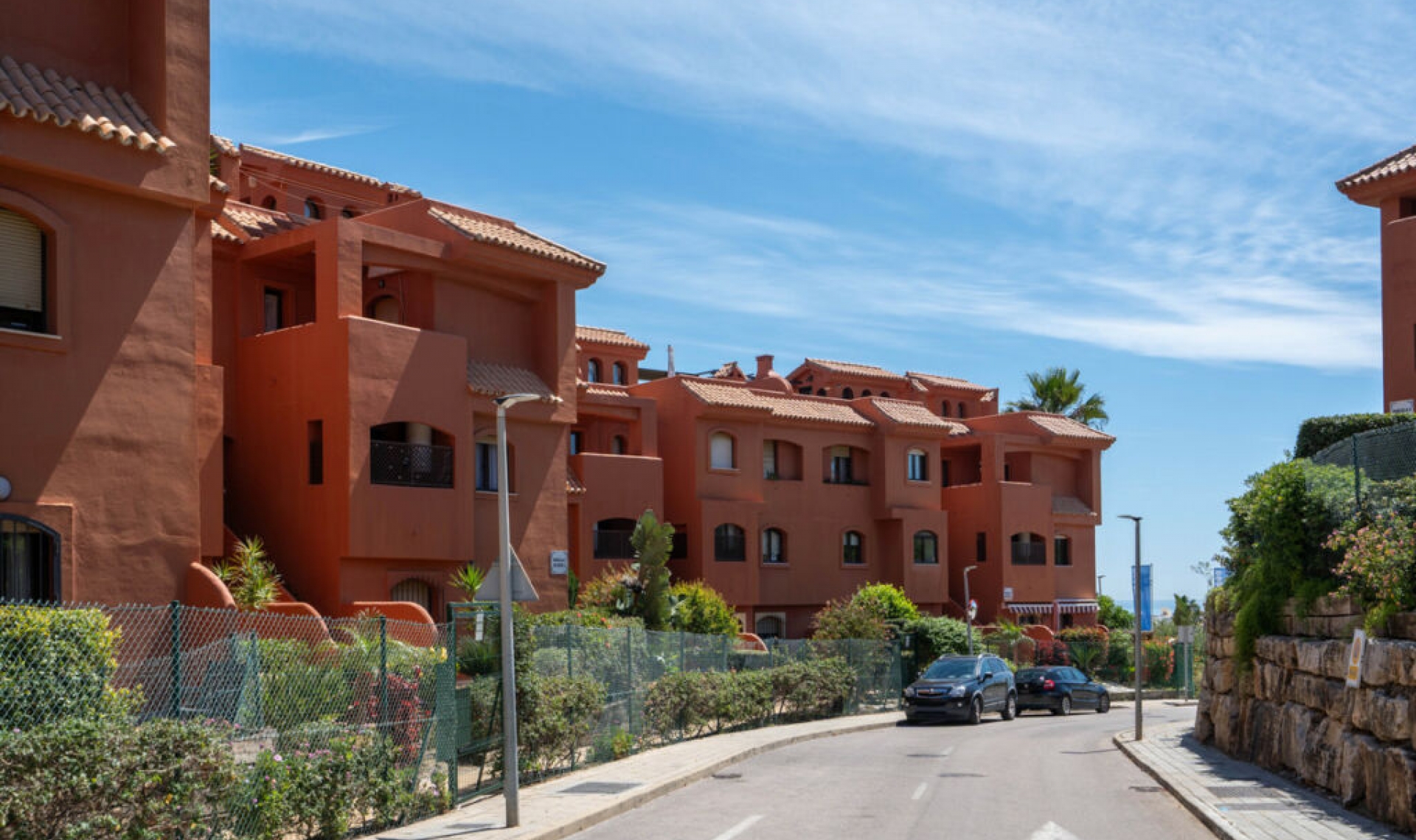 Resale - Apartment -
Estepona