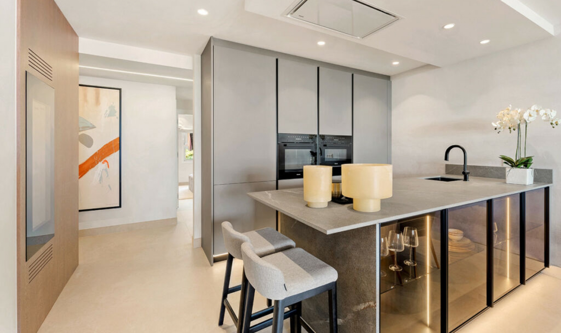Resale - Apartment -
Estepona