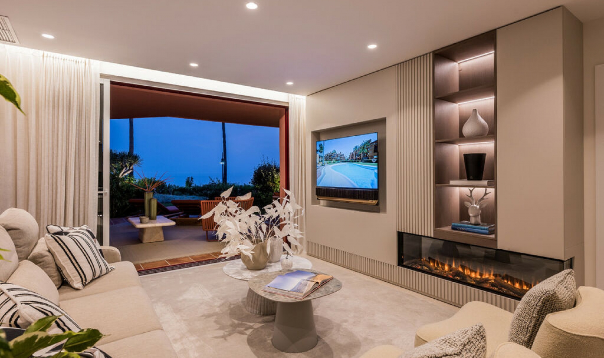 Resale - Apartment -
Estepona