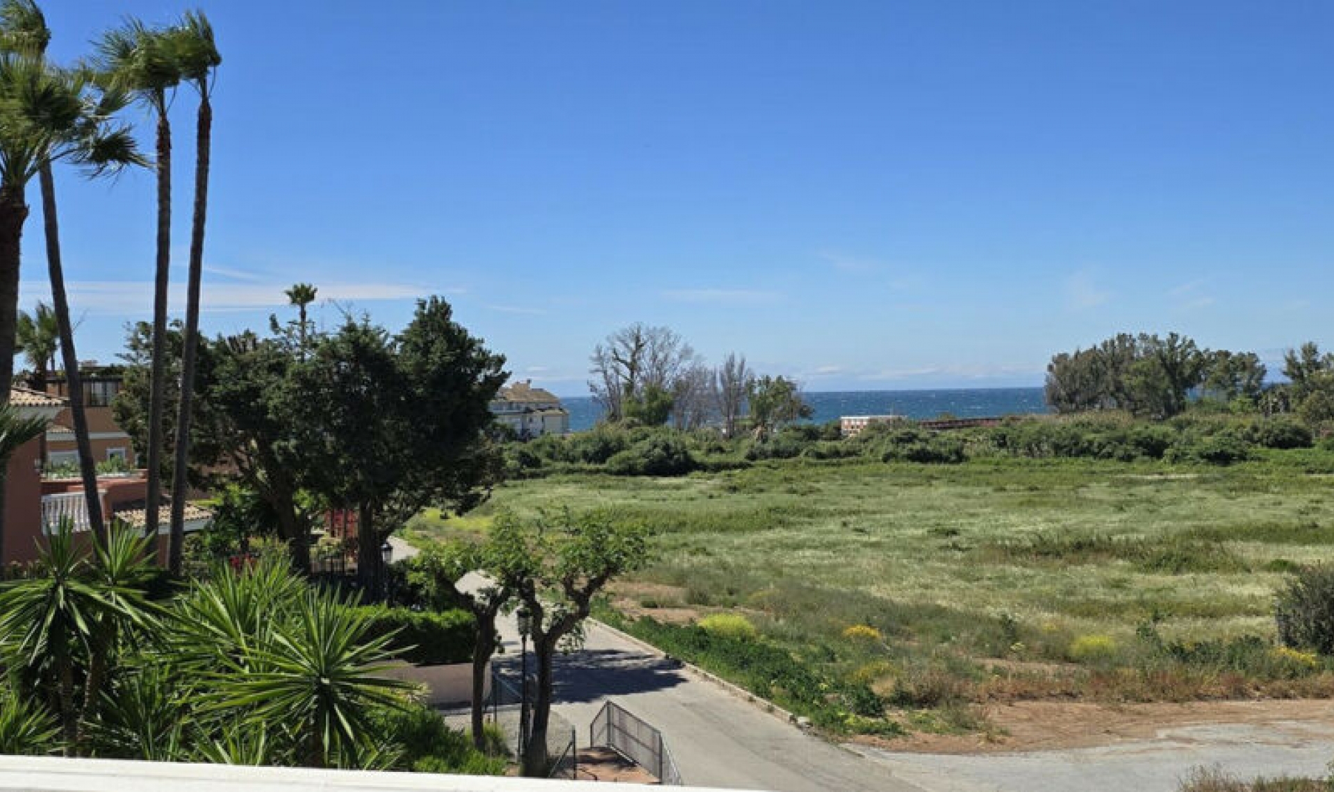 Resale - Apartment -
Estepona