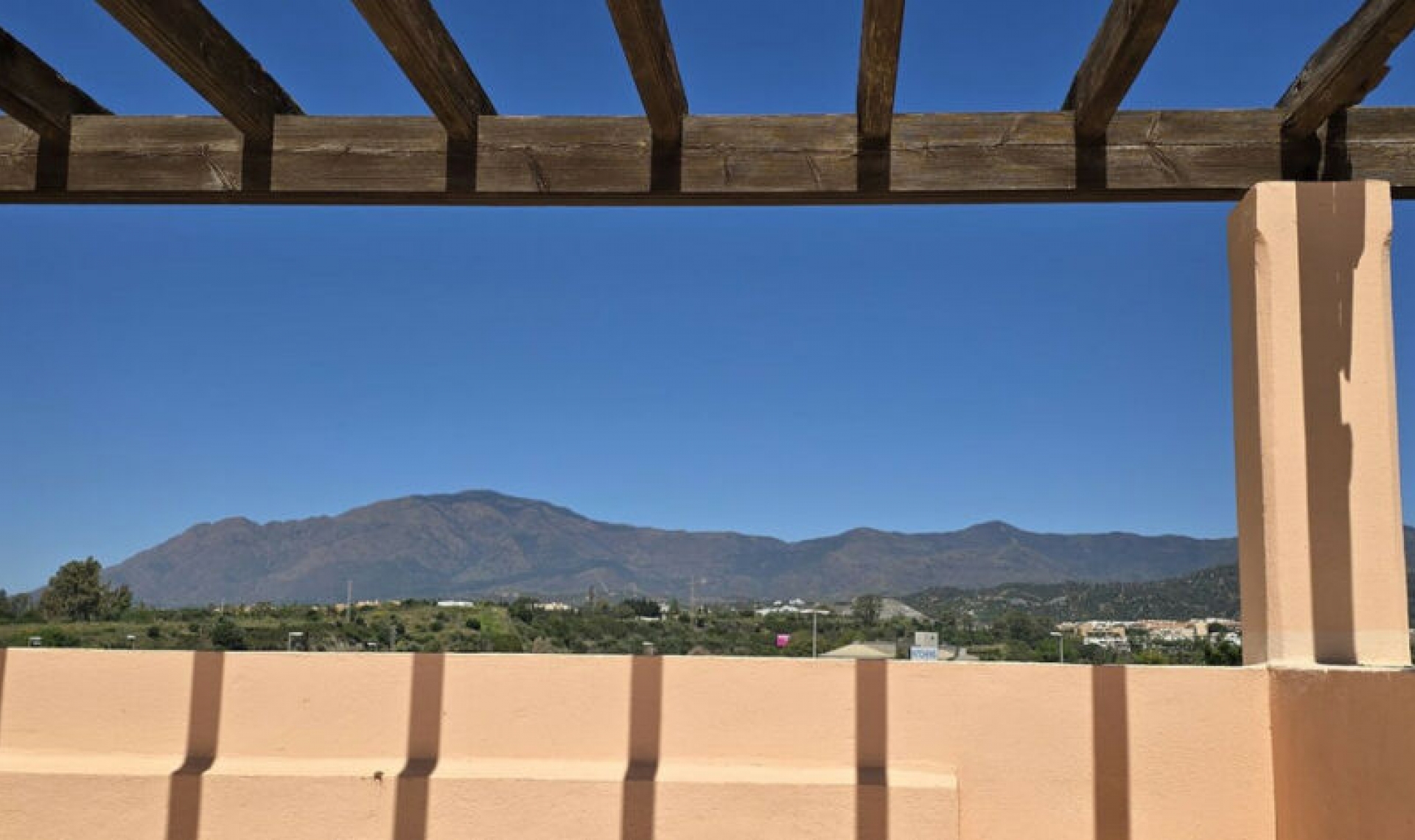 Resale - Apartment -
Estepona