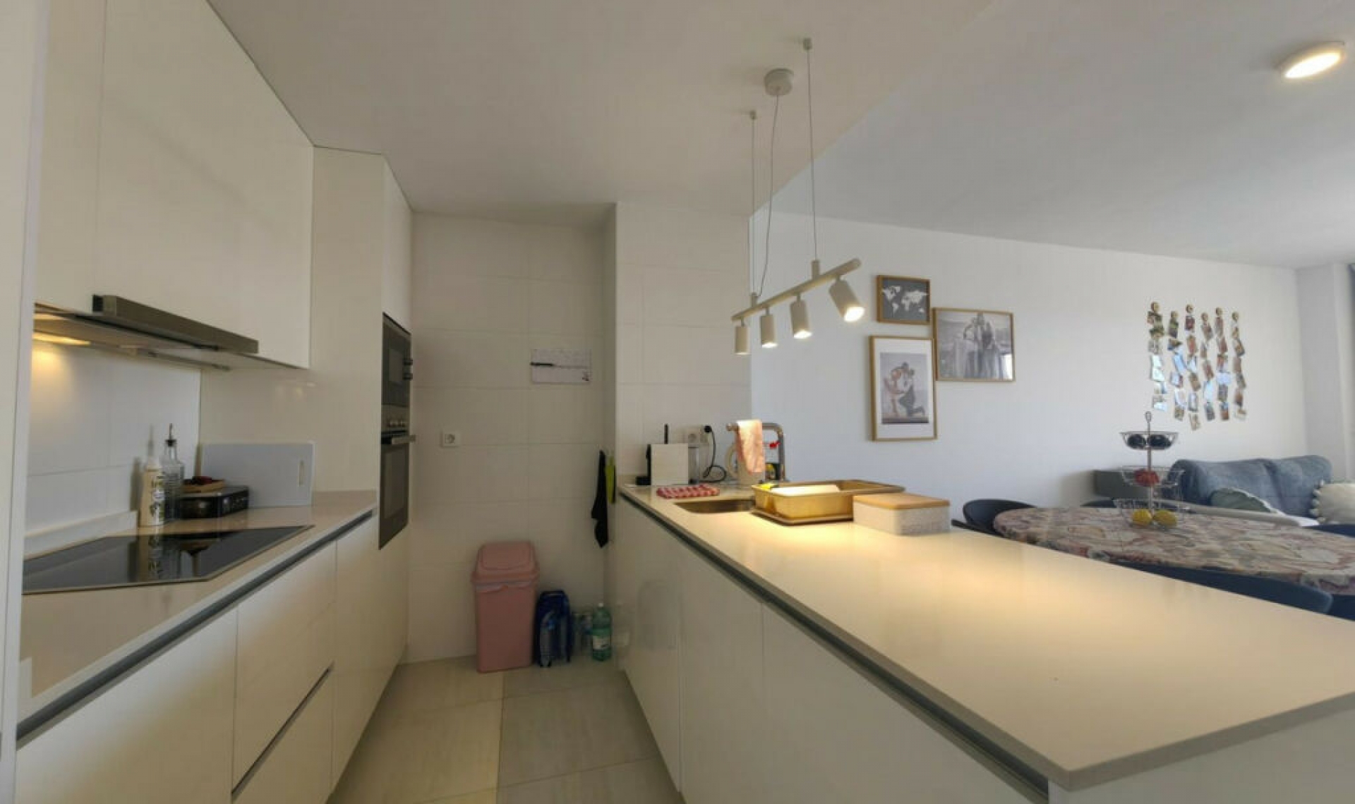 Resale - Apartment -
Estepona