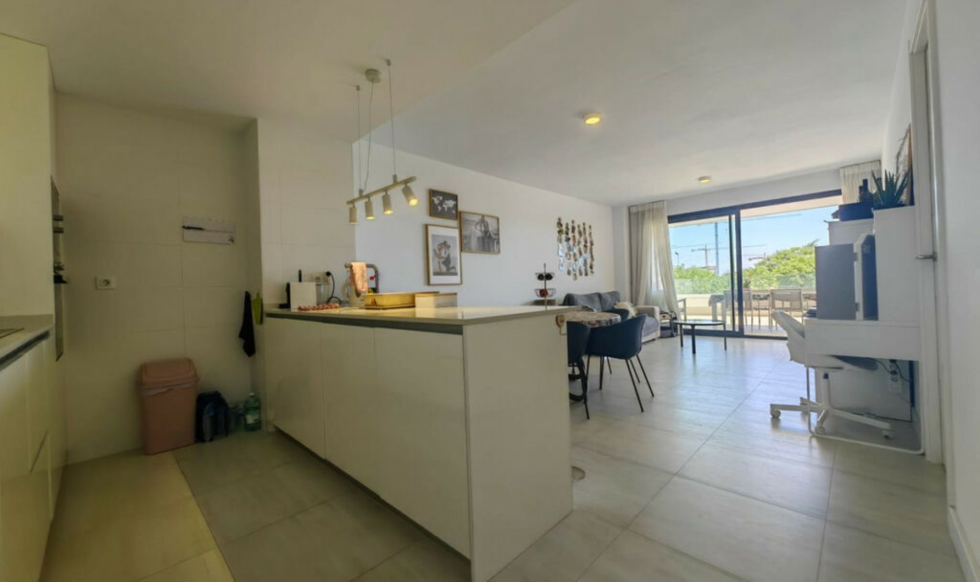 Resale - Apartment -
Estepona