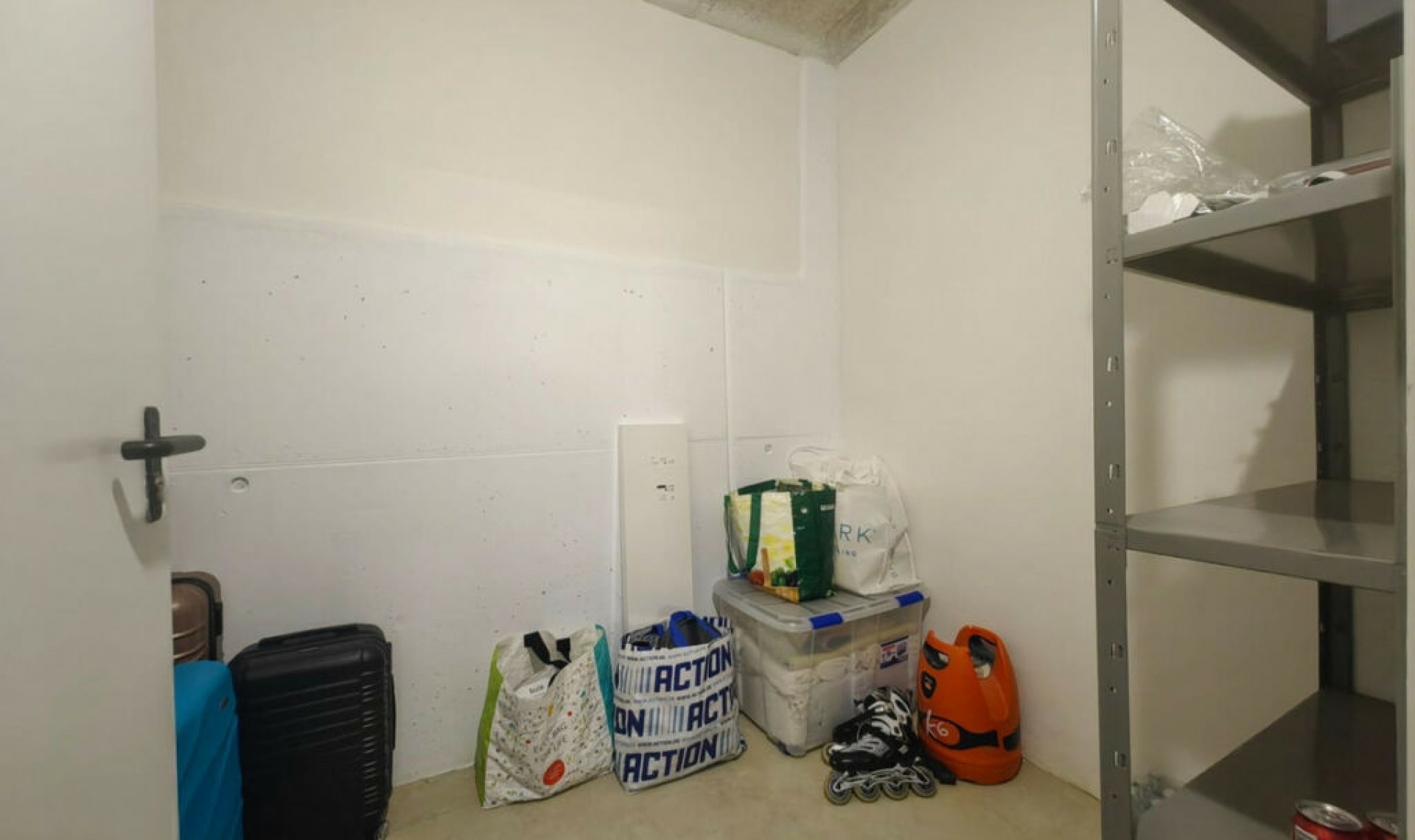 Resale - Apartment -
Estepona