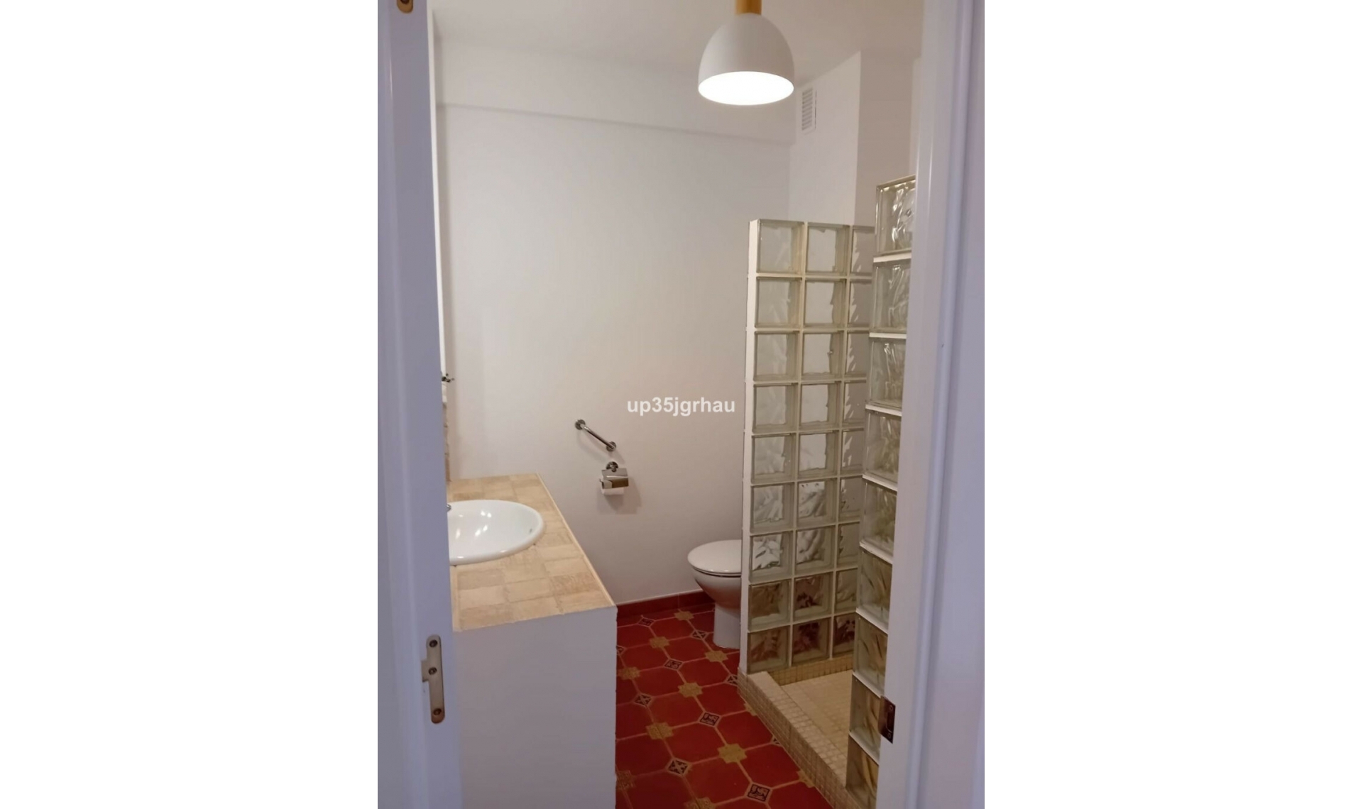 Resale - Apartment -
Estepona