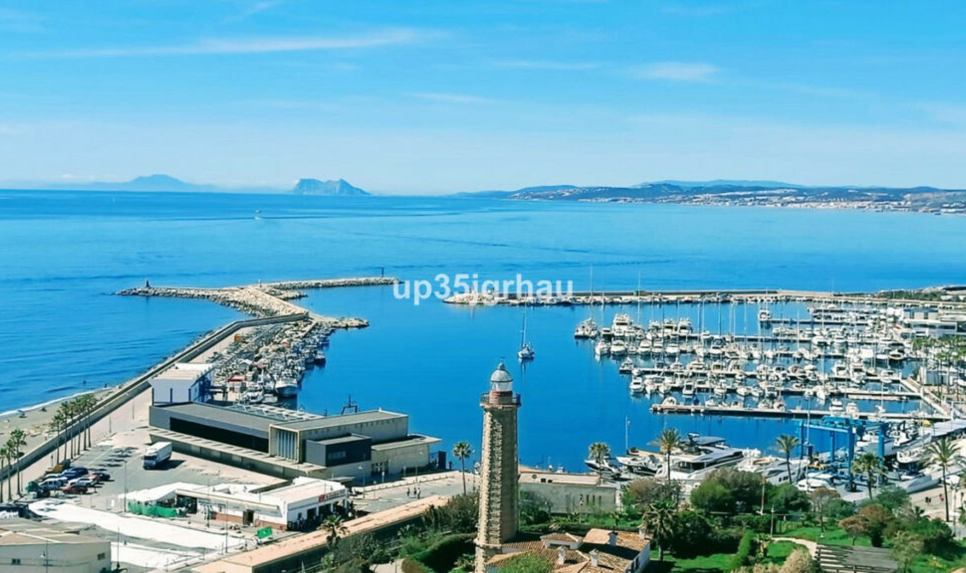 Resale - Apartment -
Estepona
