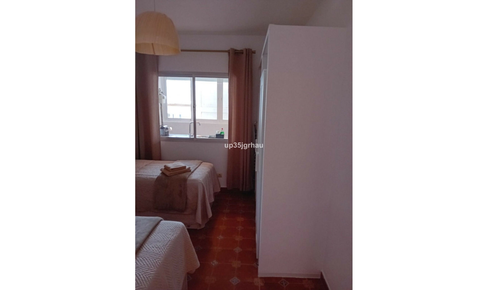 Resale - Apartment -
Estepona