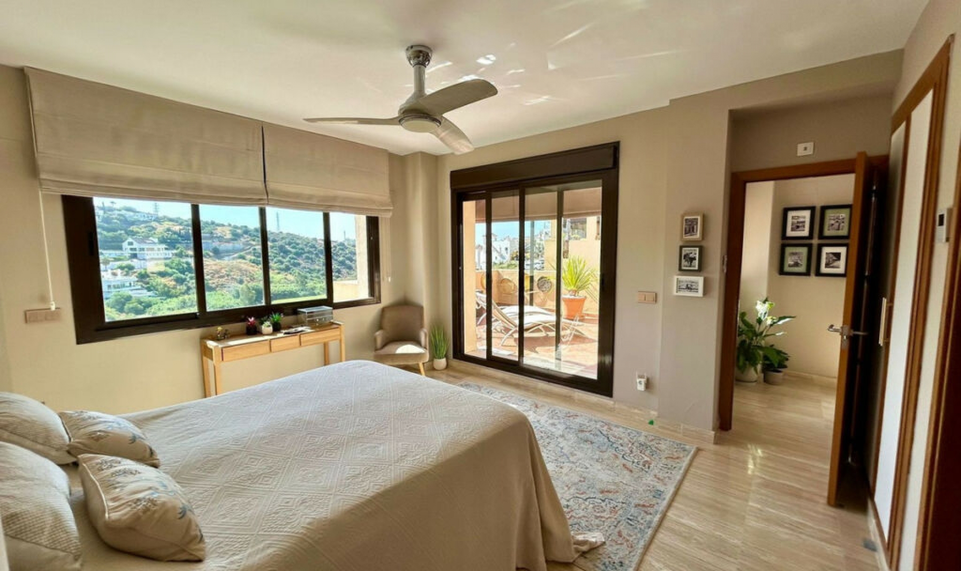 Resale - Apartment -
Estepona
