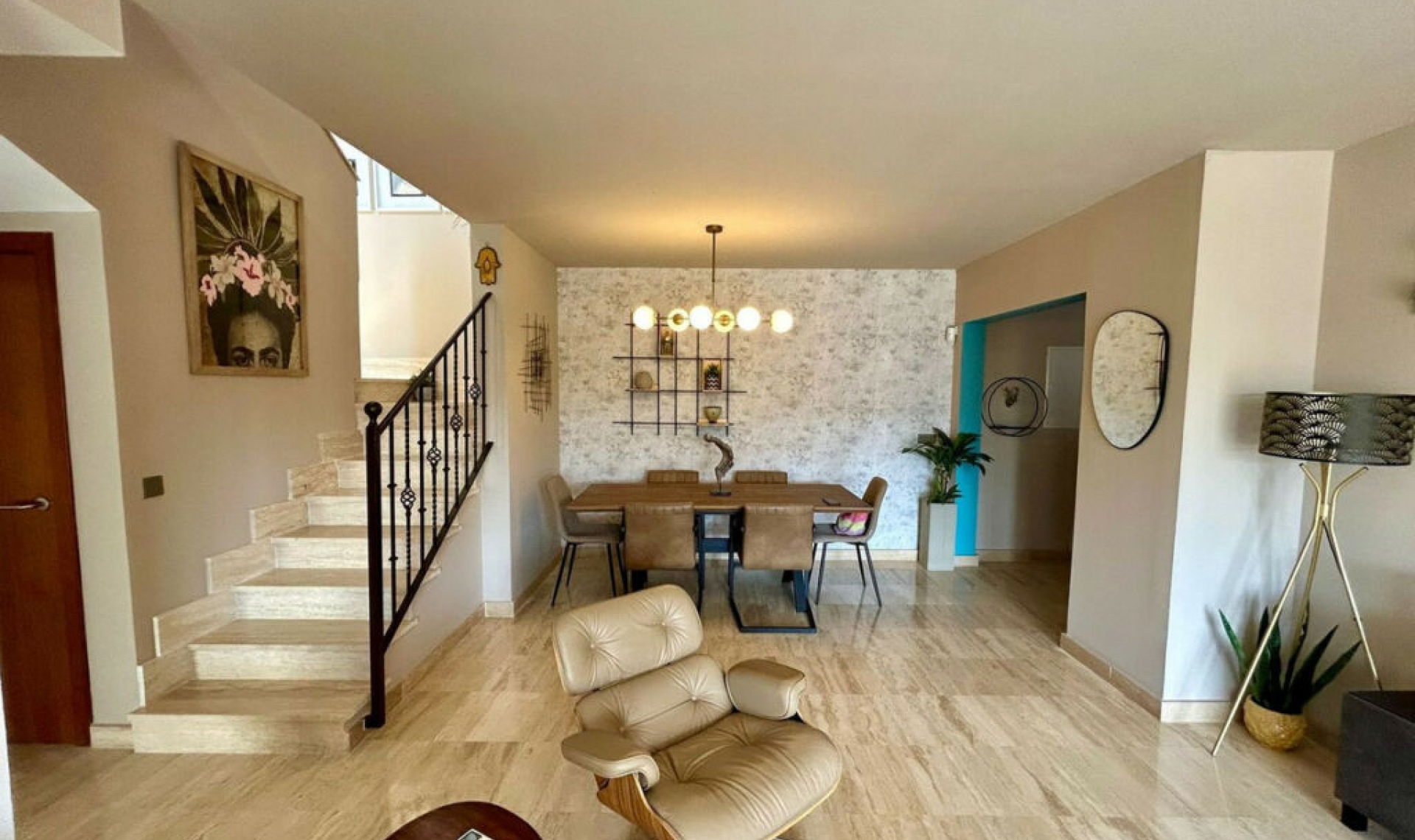 Resale - Apartment -
Estepona