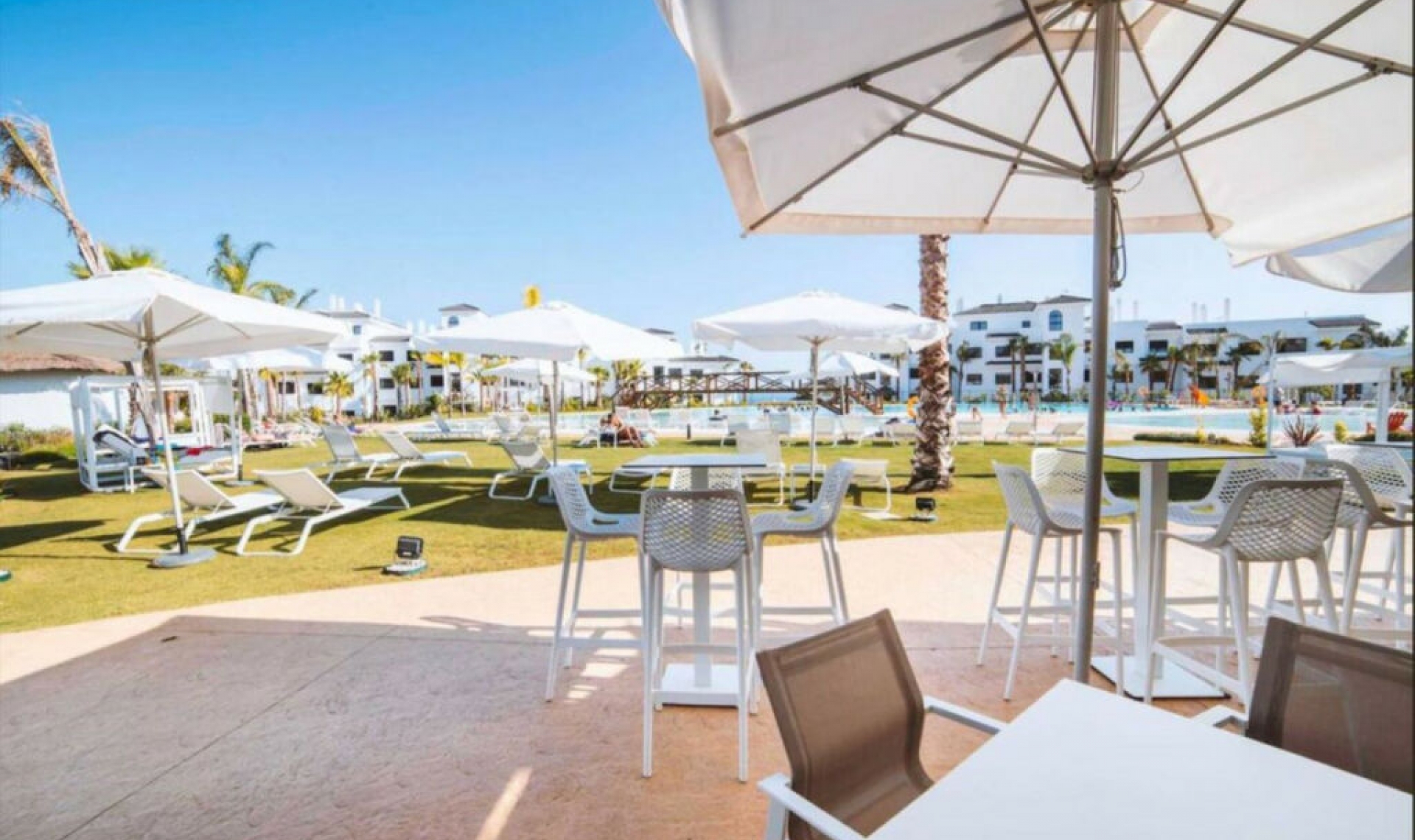 Resale - Apartment -
Estepona