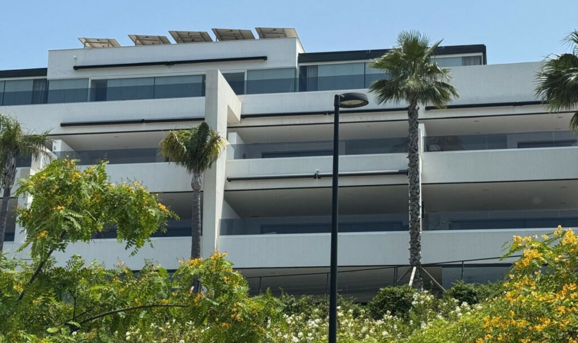 Resale - Apartment -
Estepona