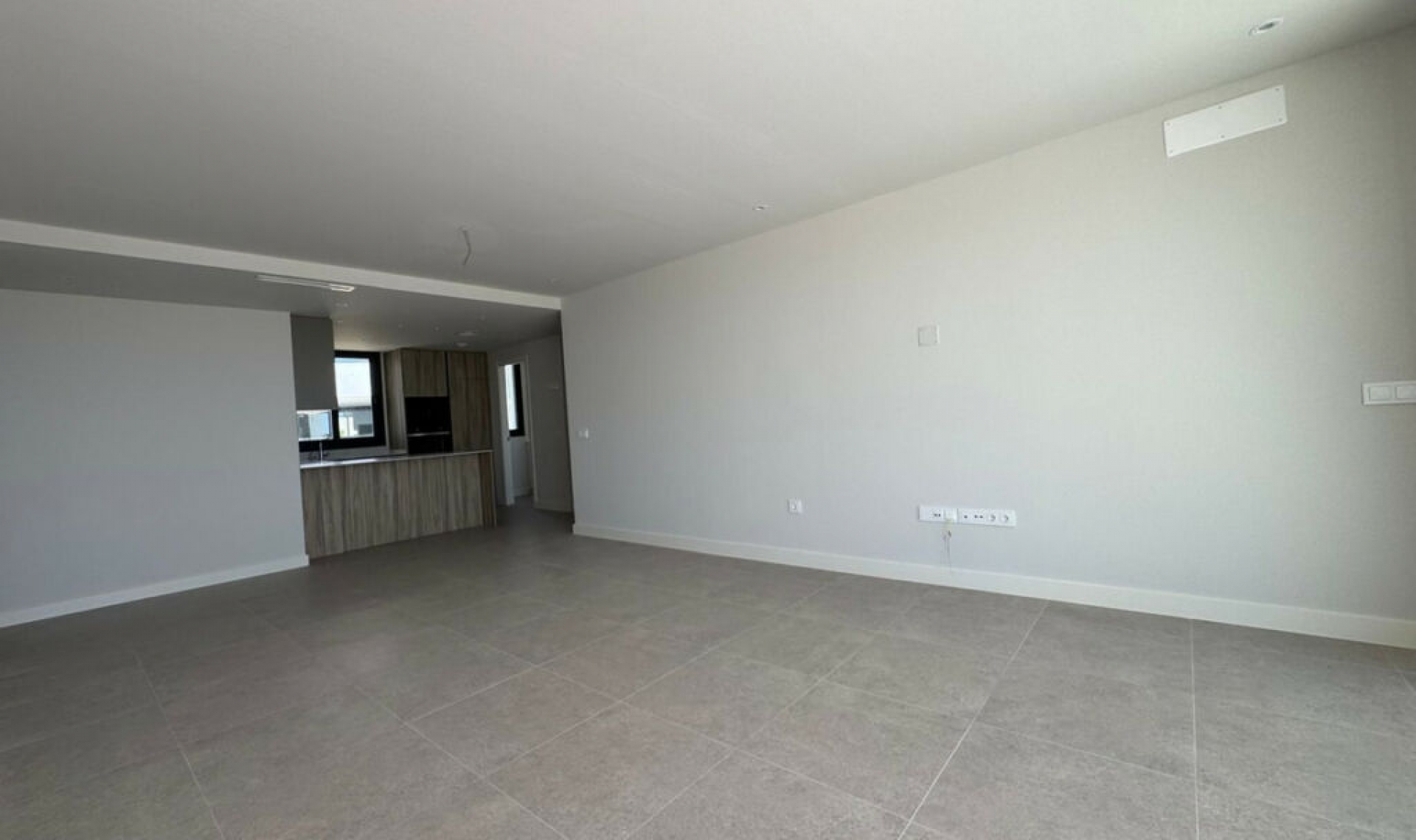 Resale - Apartment -
Estepona