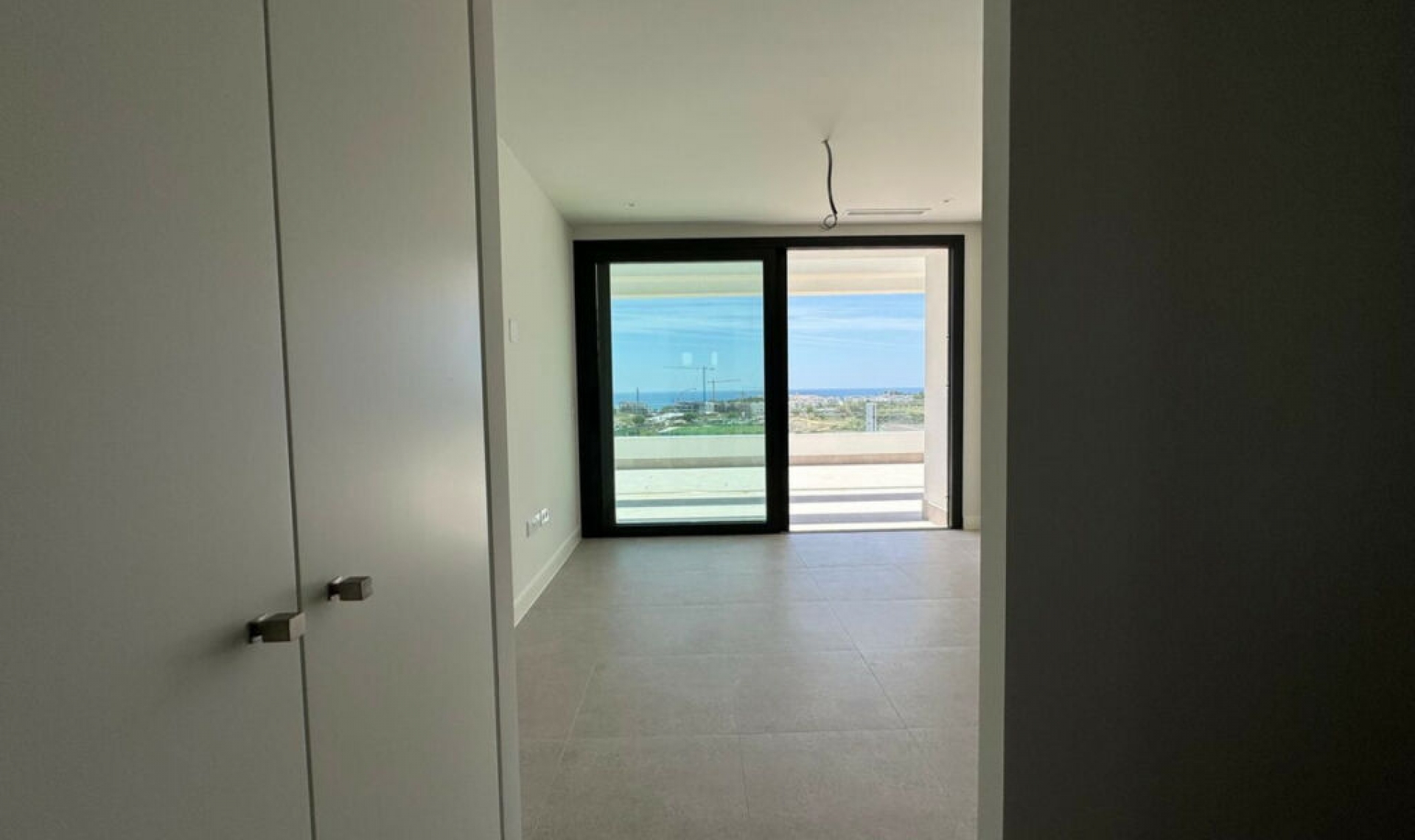 Resale - Apartment -
Estepona