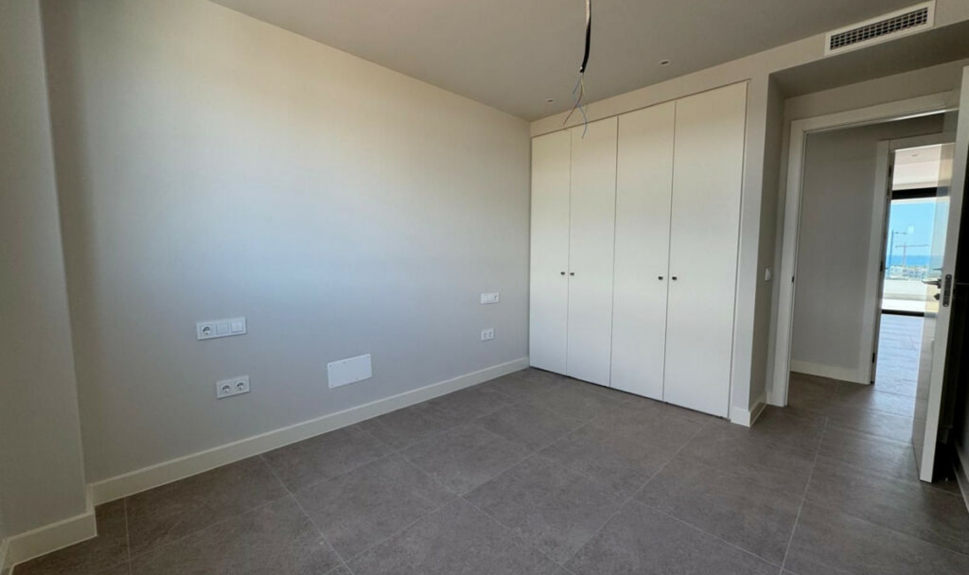 Resale - Apartment -
Estepona