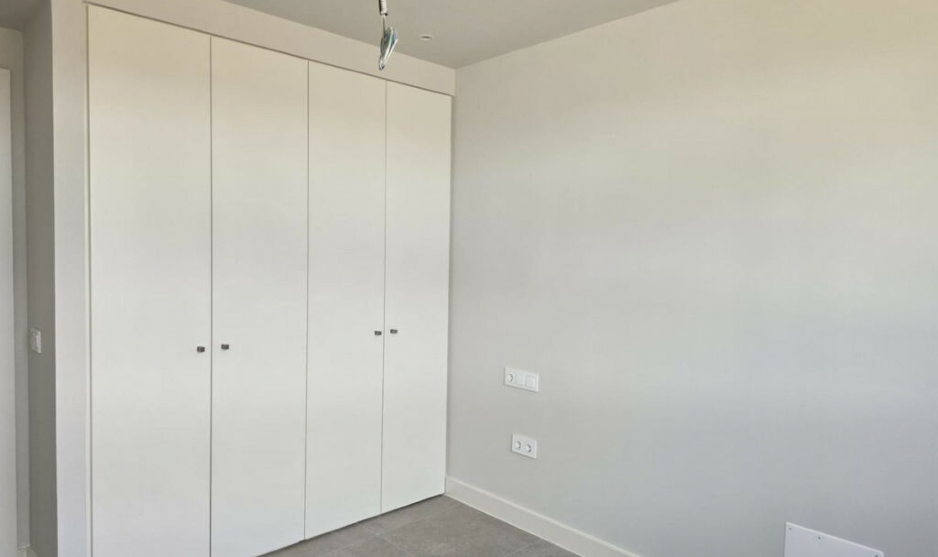 Resale - Apartment -
Estepona