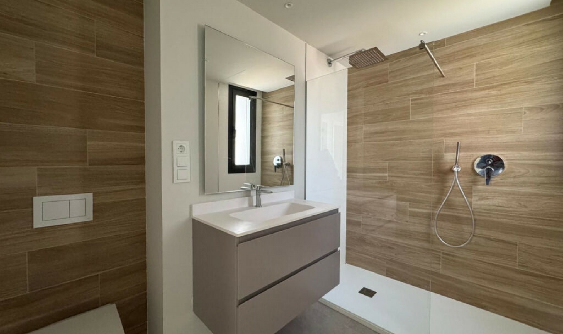 Resale - Apartment -
Estepona