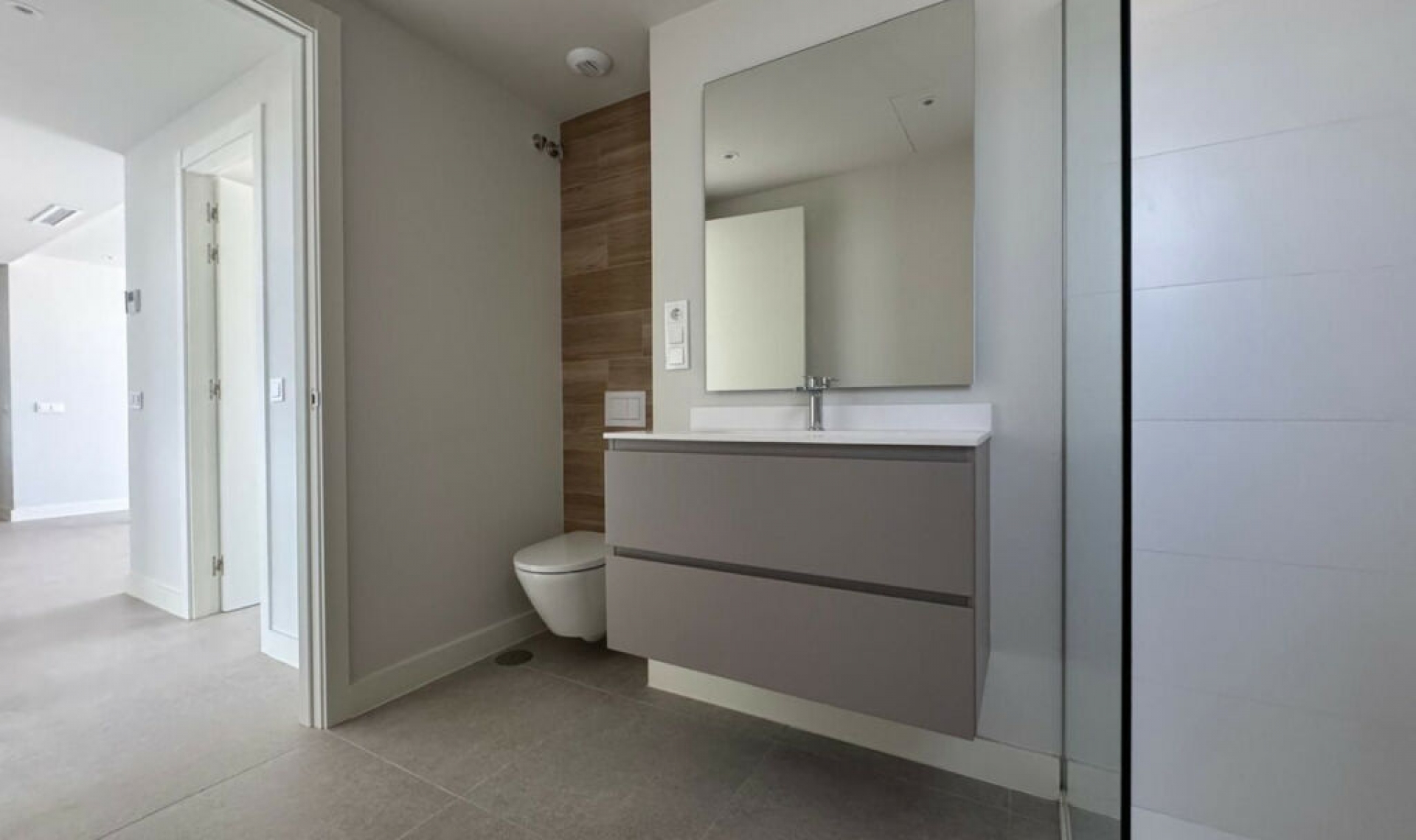 Resale - Apartment -
Estepona