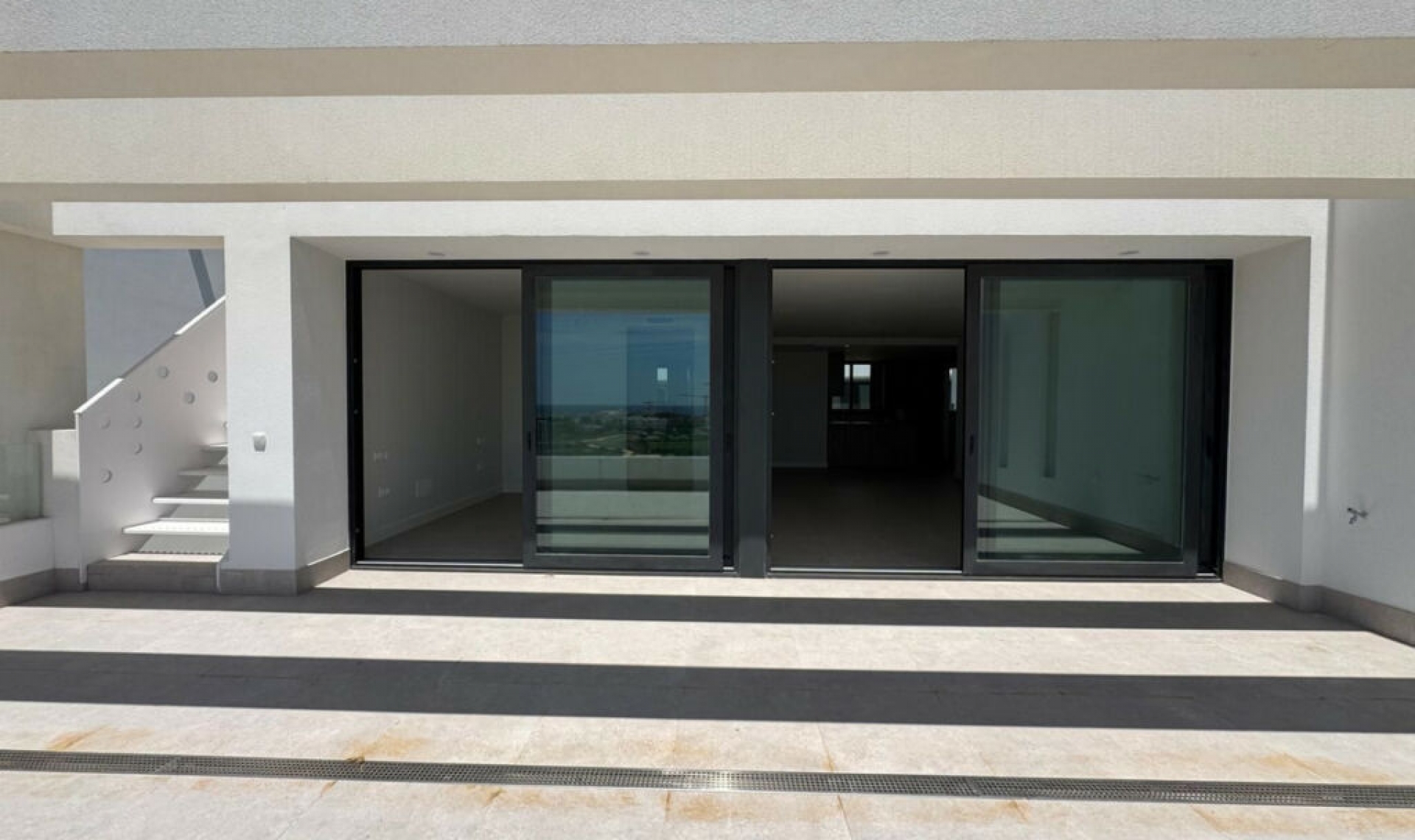 Resale - Apartment -
Estepona