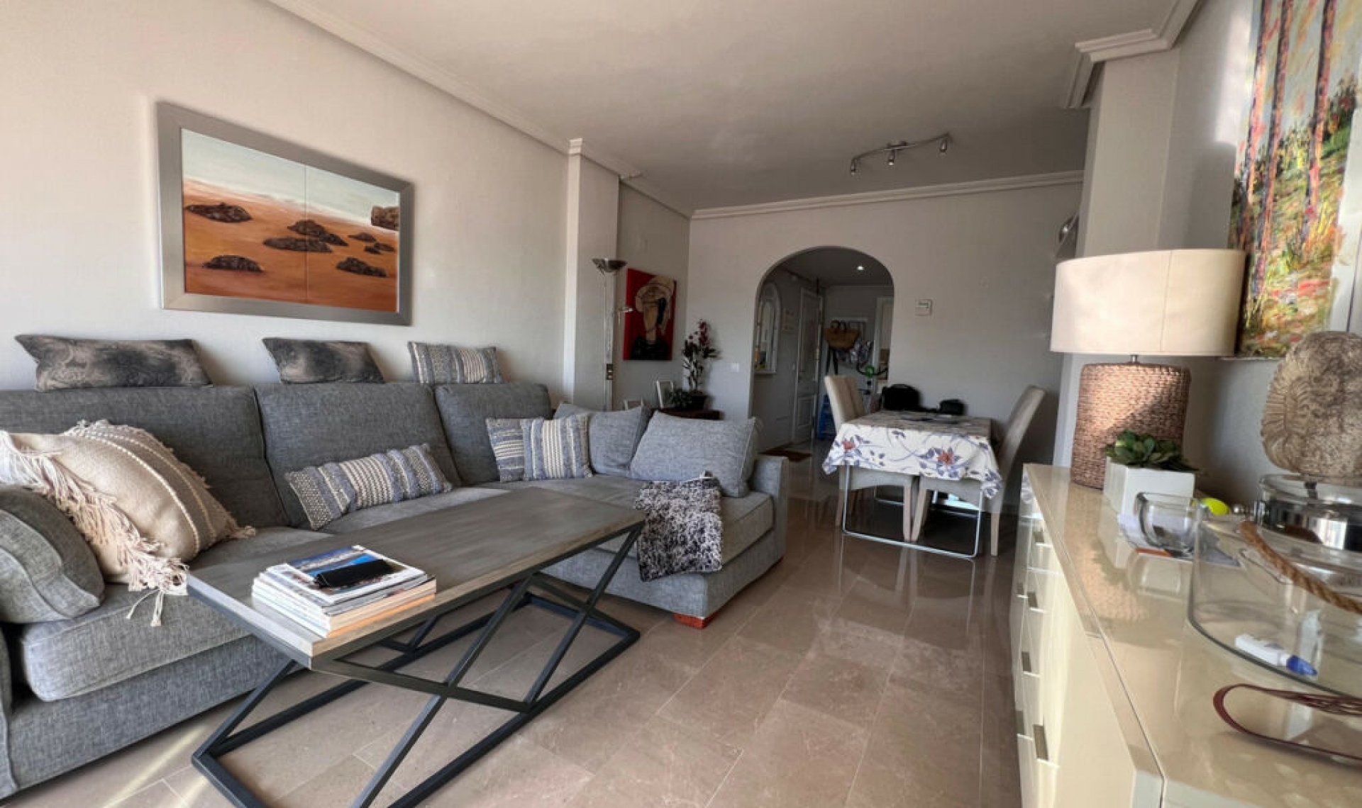 Resale - Apartment -
Estepona